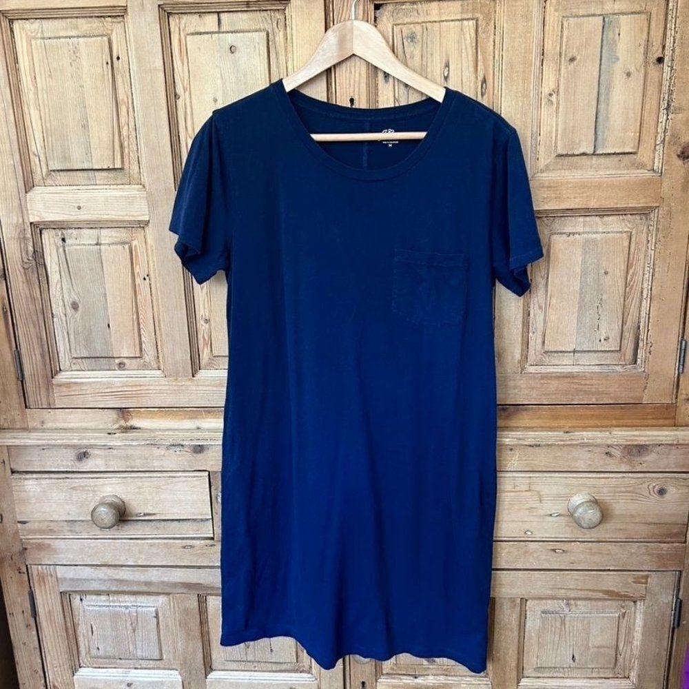 J. Crew Medium Navy Dress T-Shirt Crew Neck Pocket Cotton Garment Dyed